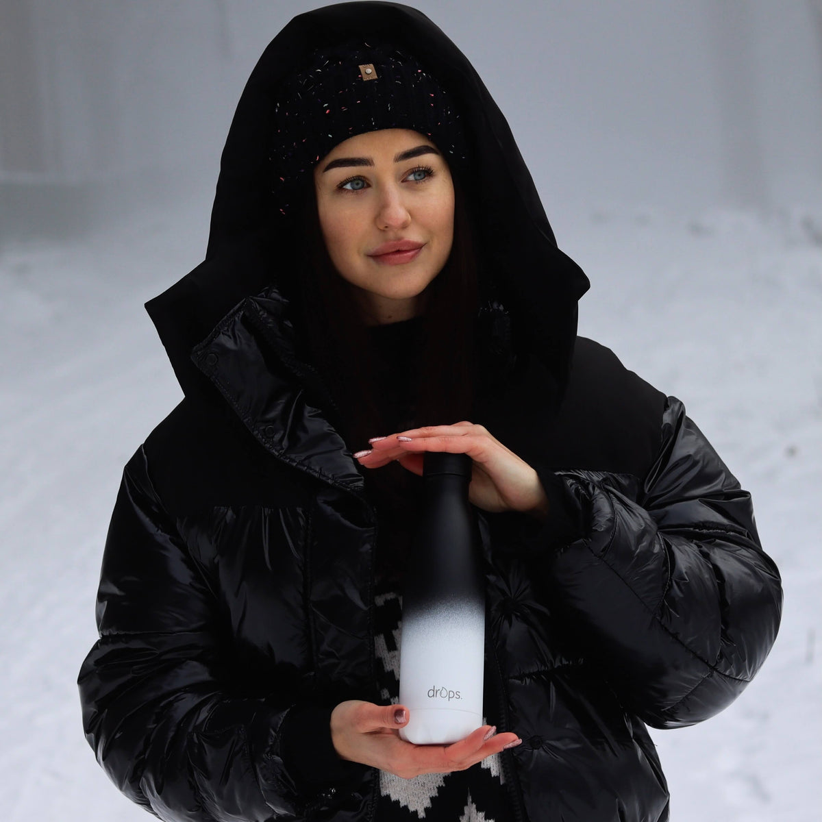 Powder blackwhite 500 ml drops. bottles